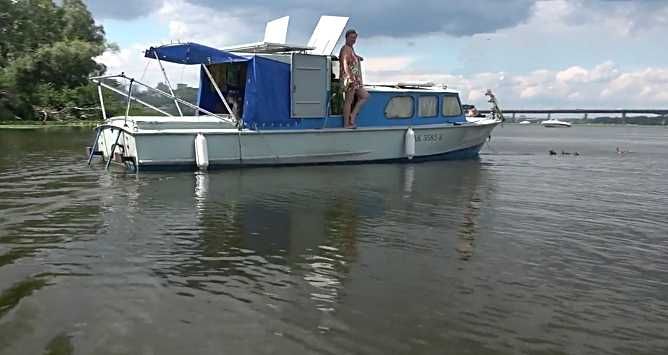 Круизный каютный катер 10м