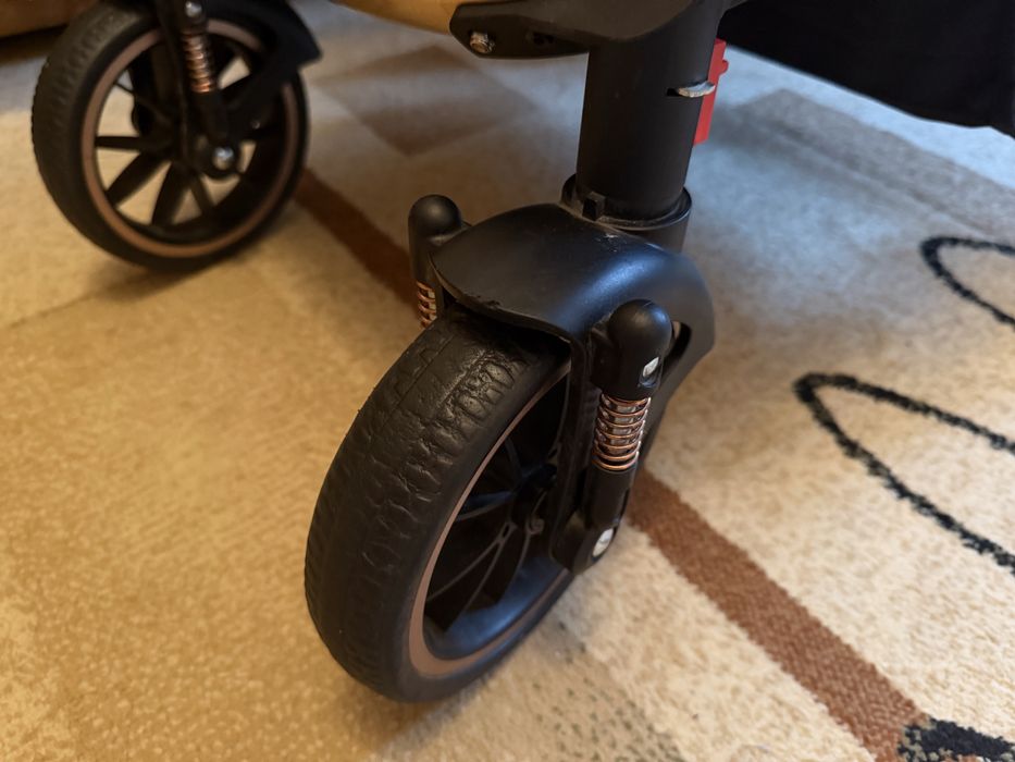 Продаю коляску Maxibaby IQ – Black 3в1