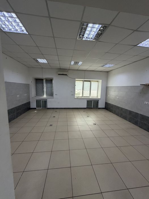 Здається офісне приміщення