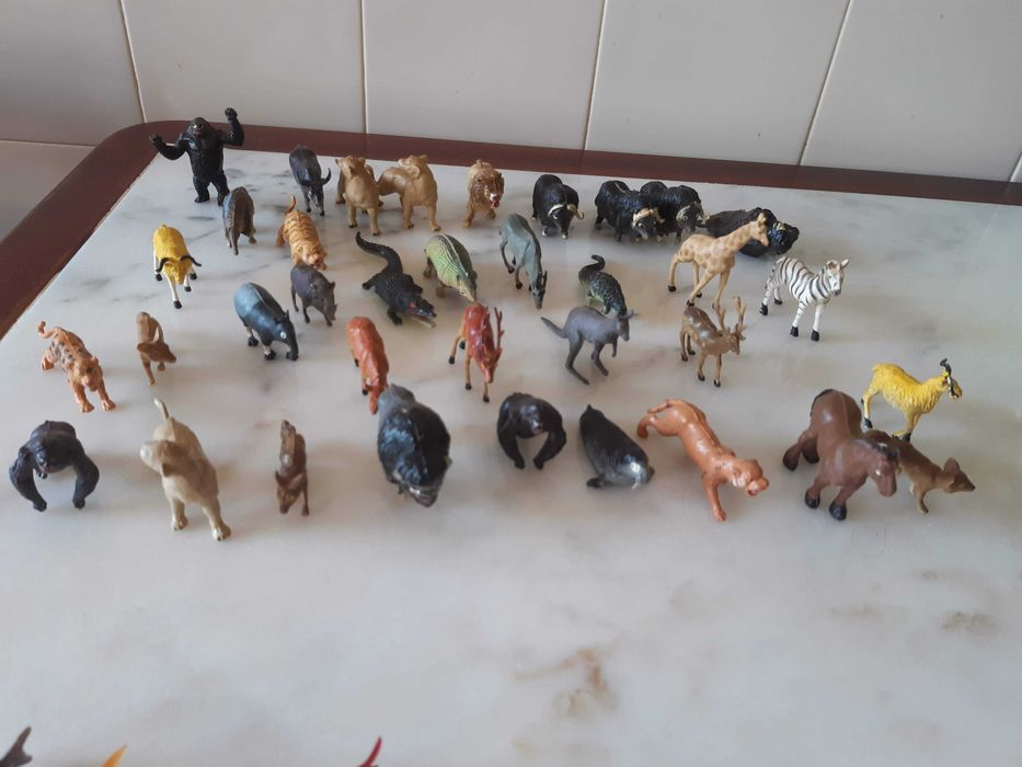 Conjunto 36 animais e 11 peixes, JUA, anos 1970