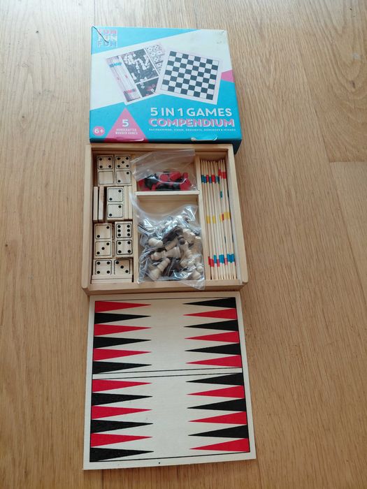 Monopólio e jogos de mesa