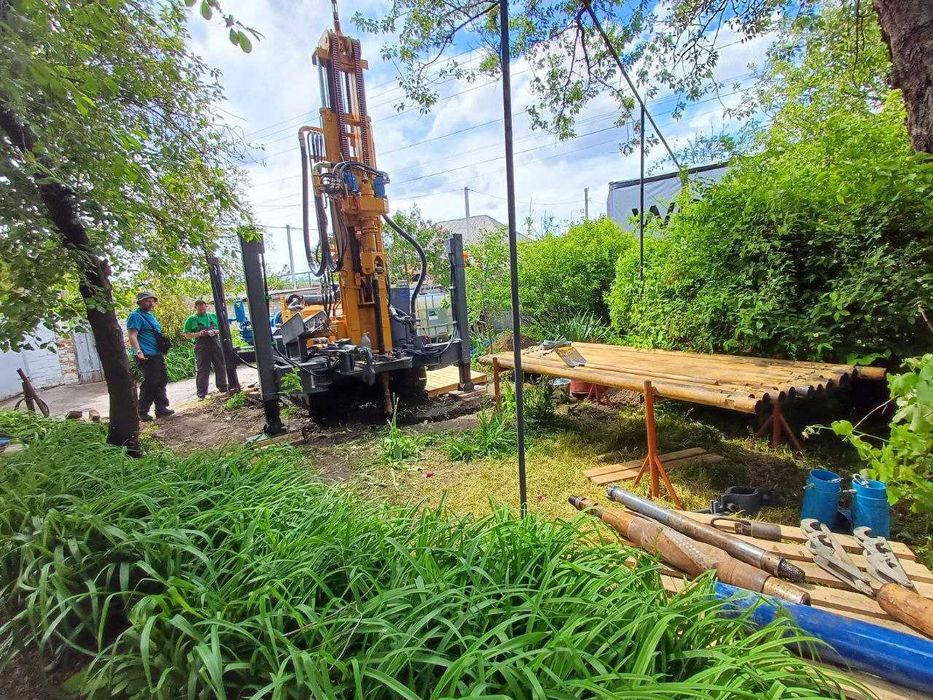 Буріння свердловин в граніті П'ятихатки