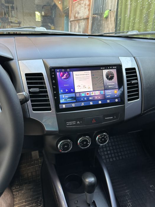 Магнитола андроїд для  Mitsubishi Outlander XL 9 дюймів, CarPlay
