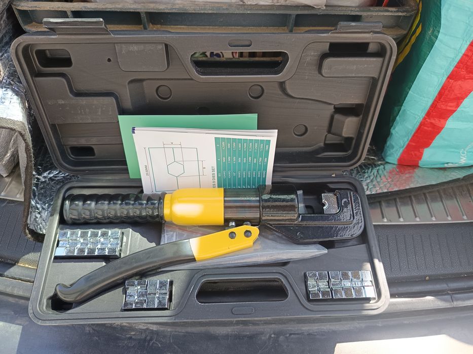 conjunto de prensa cabos hidráulica (crimpadora).