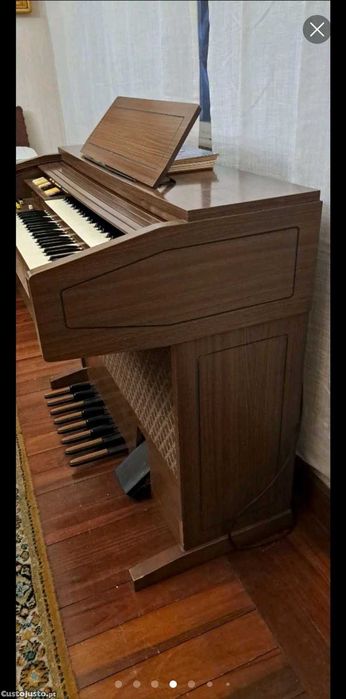 Órgão CRB Elettronica Ancona