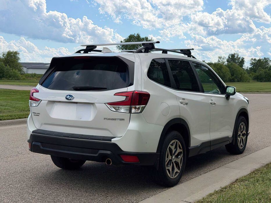 Subaru Forester Premium      2022