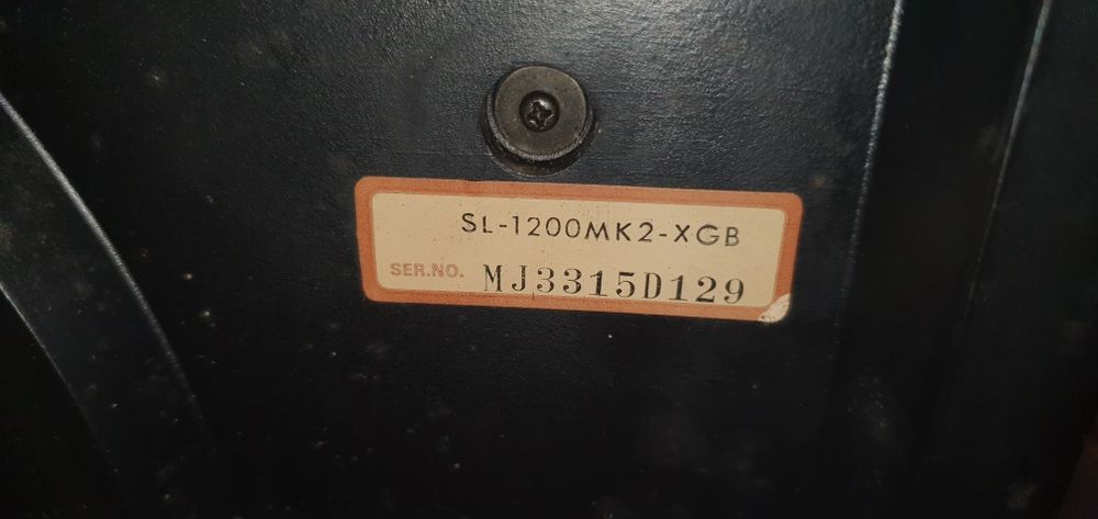 Technics Model SL - 1200 MK2 XGB