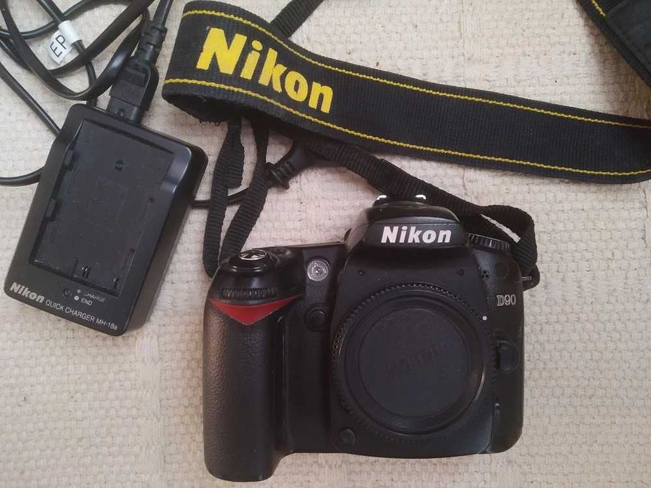 Фотоапарат (тушка) NIKON D90, 56833 пробіг, з зарядкою