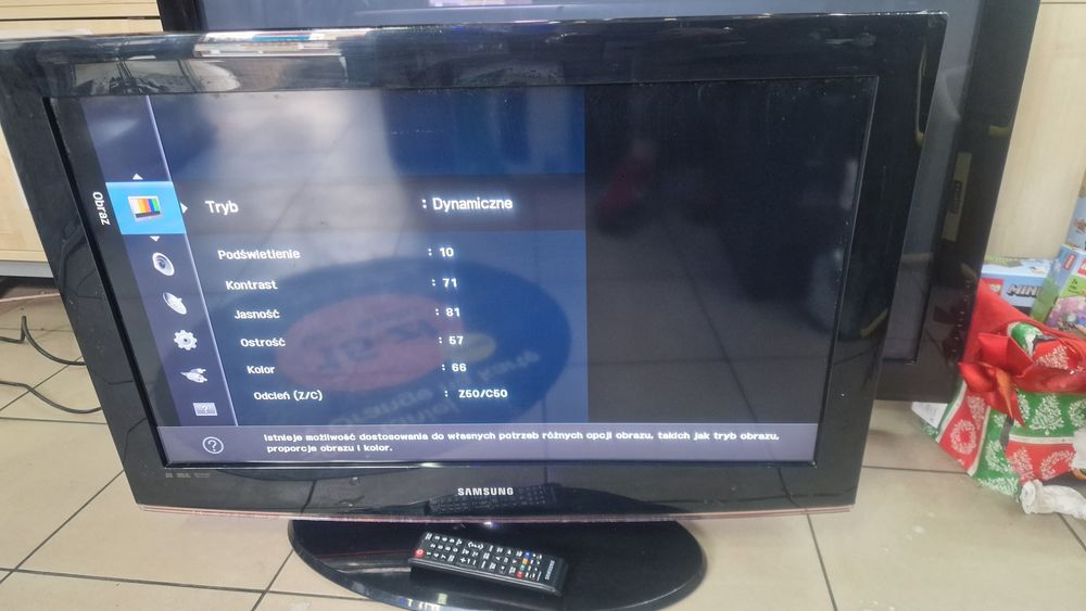 Telewizor Samsunga 32" LE32B450C4W. Wszystko działa_ Sklep Strumień