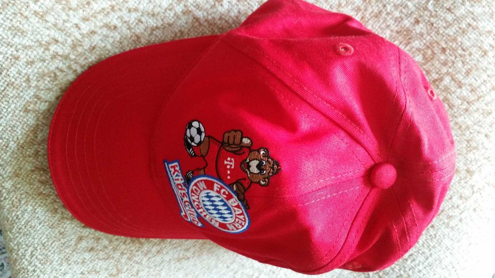 Czapka z daszkiem FC BAYERN MUNCHEN Kids Club