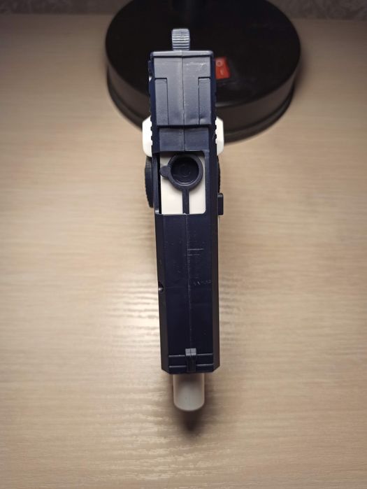 Детский водяной пистолет