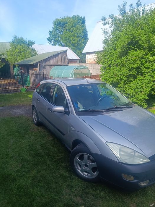 Ford Focus 1,6 Hatchback. Ghia