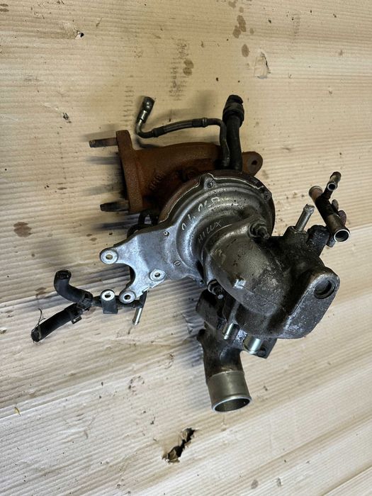 Toyota Hilux VIII Turbina Turbo Turbosprężarka 2.4 D4D 2GD