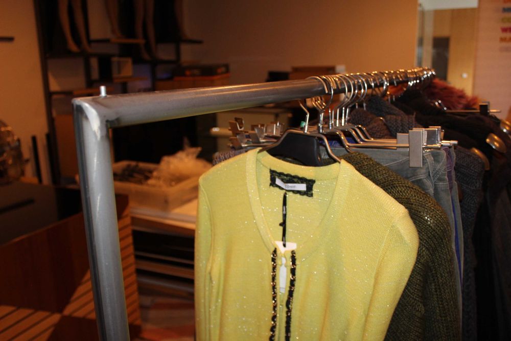 Charriot para transporte de cruzetas com roupa 1.20Mts