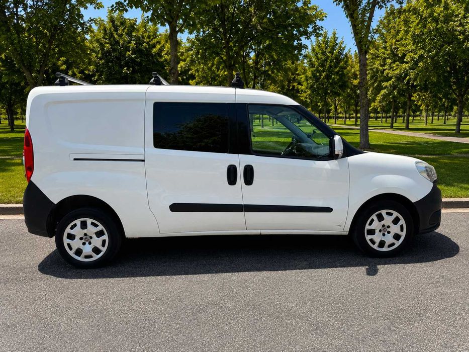 Fiat Doblo Cargo 1.3 Multijet – Muito espaçosa, económica e pronta para trabalhar — photo 2