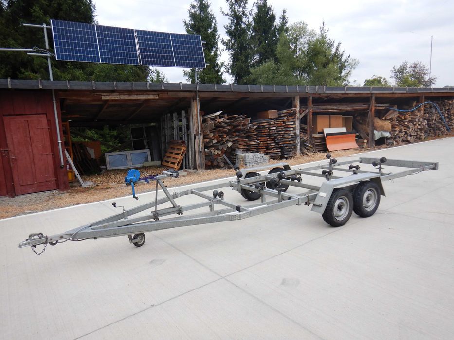 Przyczepa podłodziowa DMC 750 kg, 2 osiowa