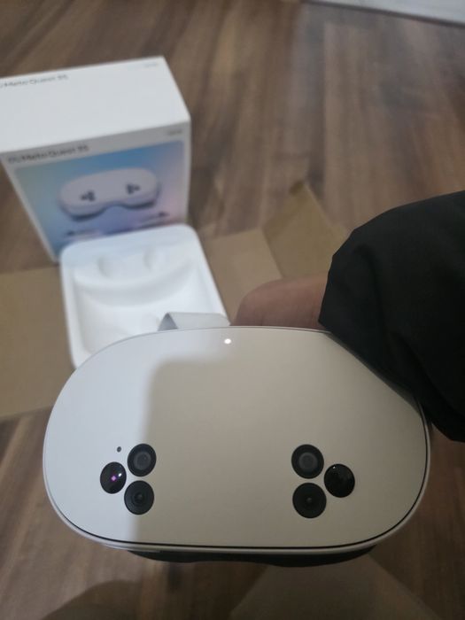 Meta Quest 3s – 128GB, Praticamente Novo, Completo com Todos Acessório