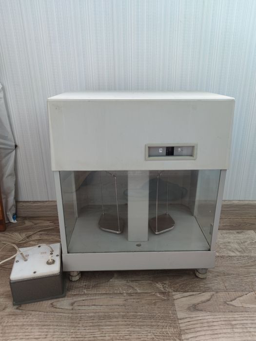 ВАГИ аналітичні ТЕРМІНОВО Весы аналитические срочно