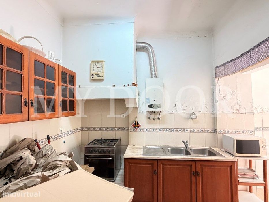 Apartamento T2 - Moscavide - Obras Totais - RCH c/ Terraço