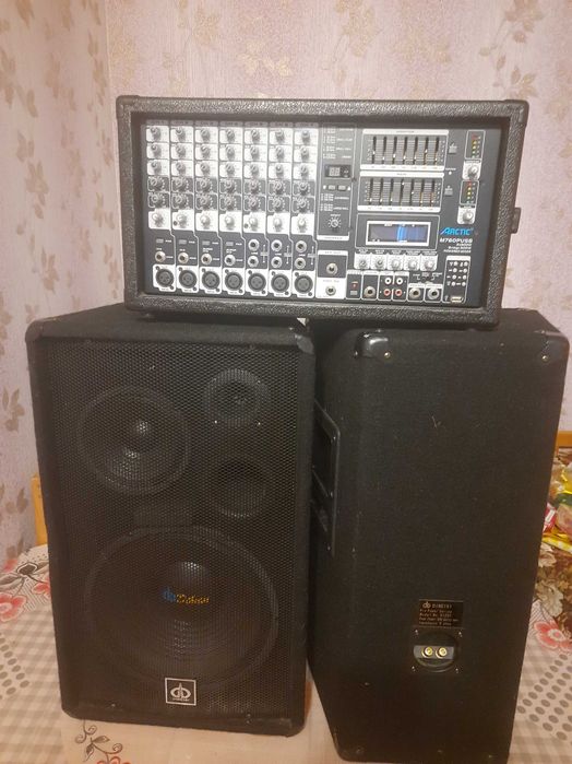 Підсилювач Арктік з колонками