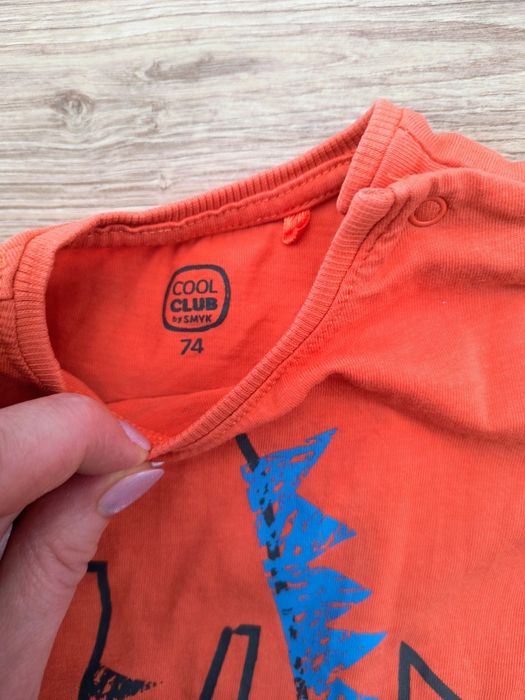 Niemowlęcy t-shirt marki Cool Club rozmiar 74 cm