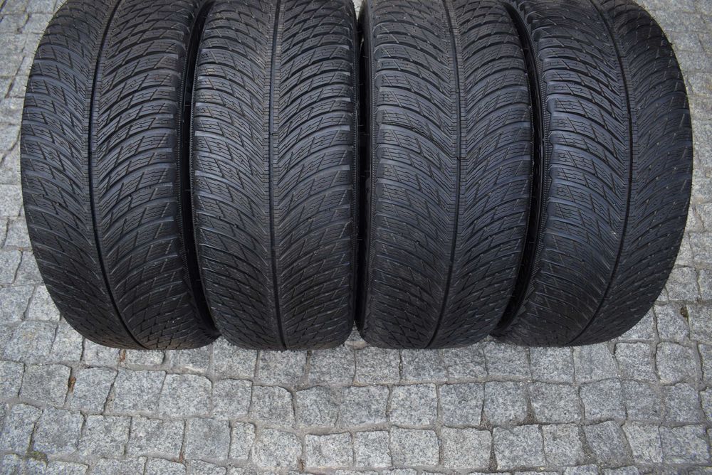 Mercedes AMG CLS 53 AMG C257 E 53 W213  nowe koła zima OEM michelin