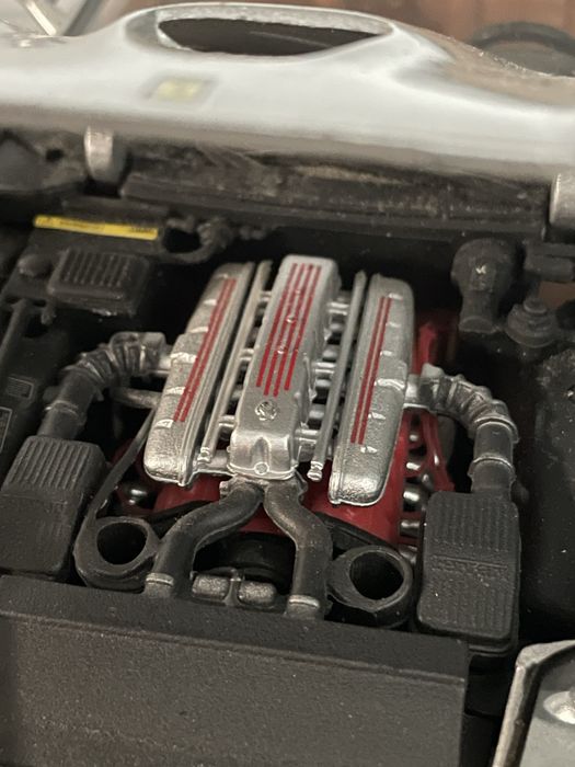 Ferrari 550 maranello escala 1/18