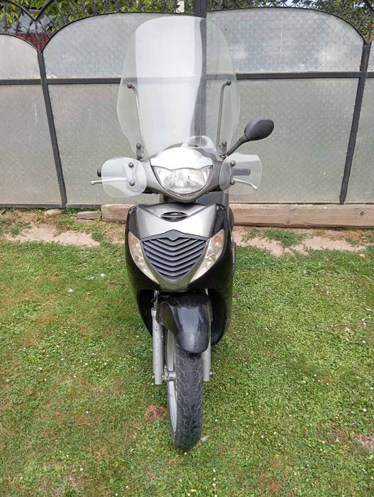 honda sh 150.    .