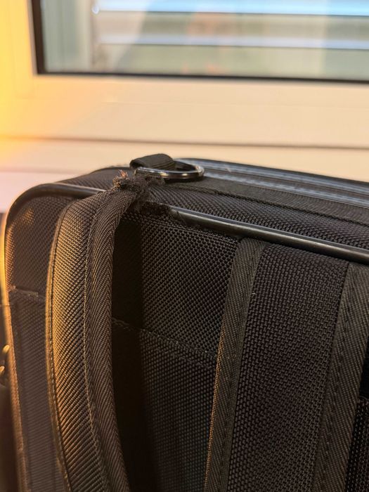 Mala de Clarinete Sib Thomann | Com bastantes marcas de uso | Oferta de porta-palhetas + Pano de Limpeza