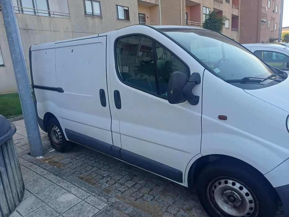Vendo ou troco Opel vivaro 2.0