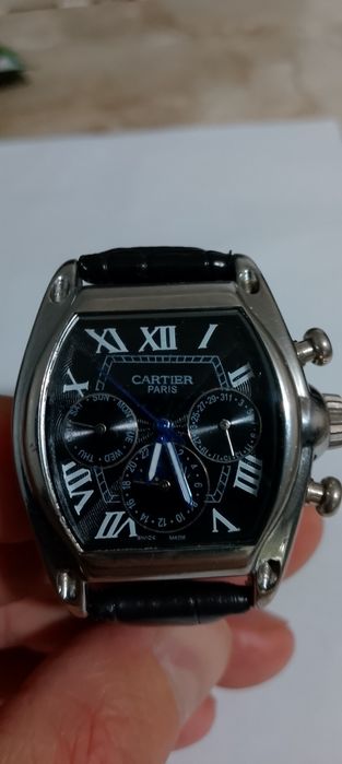 Часы в стиле Cartier Roadster