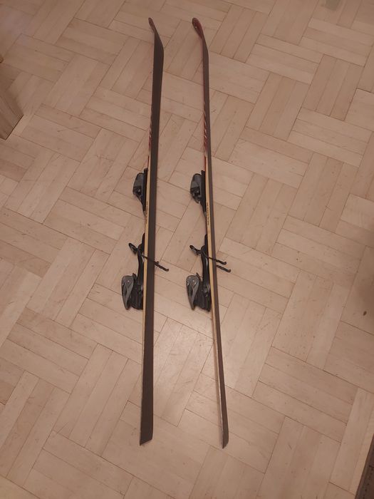 Narty Dynastar 172 cm, wiązania Look. 49 zł