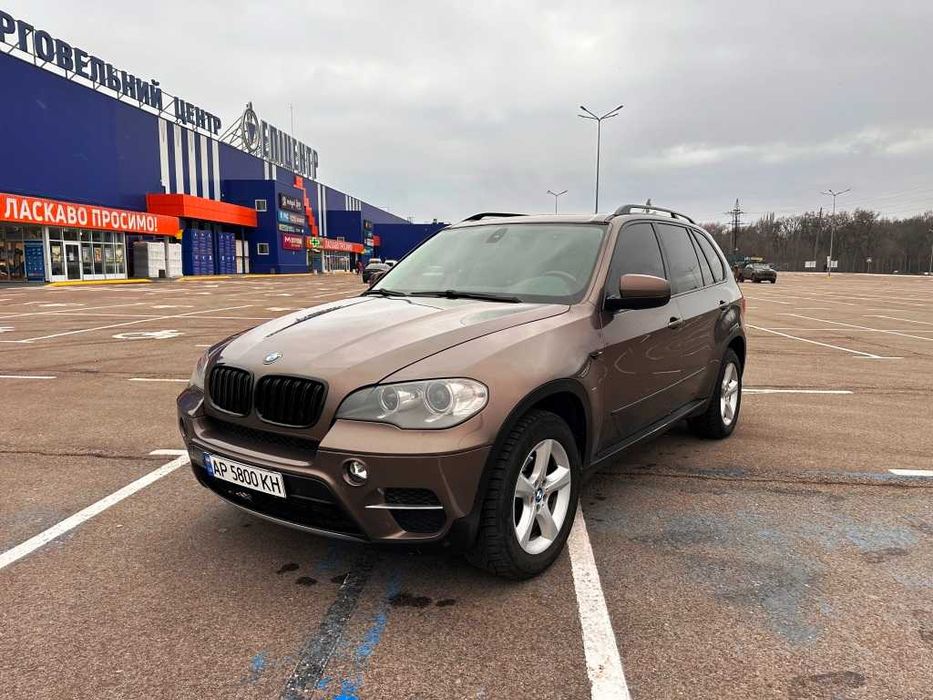 BMW X5 X-Drive полностью обслуженный