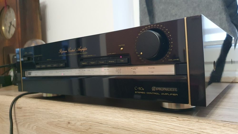 Pioneer  C 90a preamp