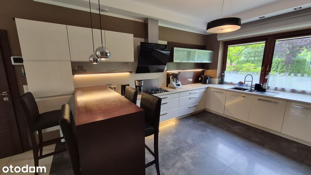 Dom, 313.0 m², Piaseczno