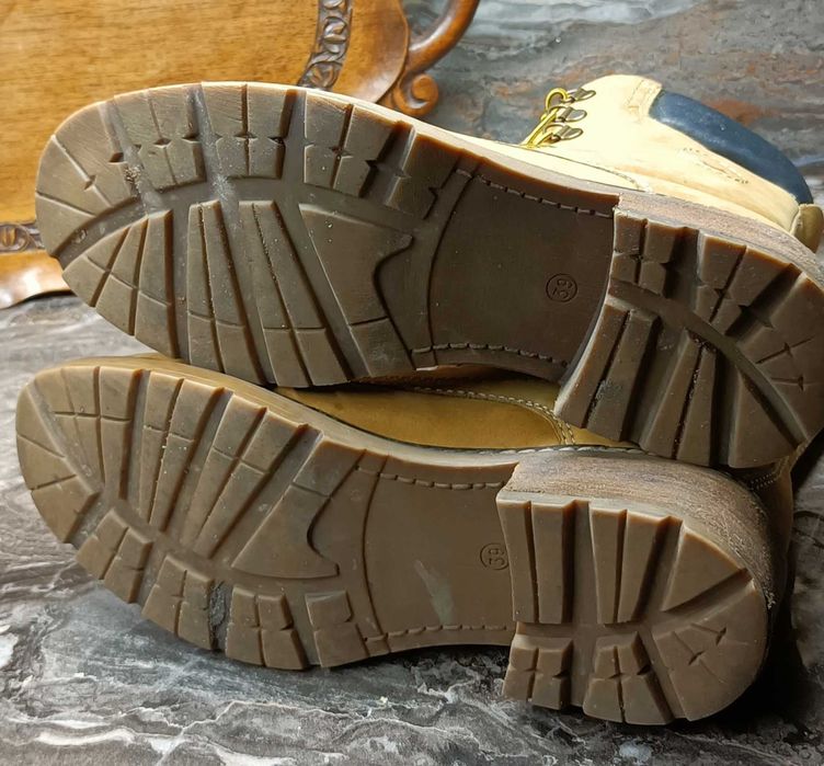 Buty damskie trekkingowe