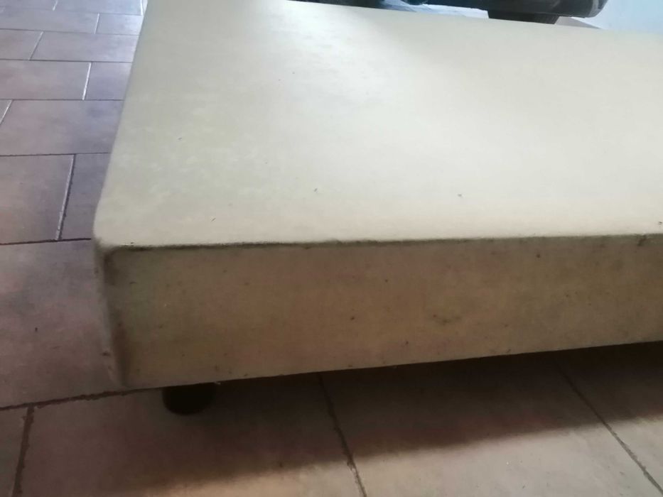 sommier em veludo comprimento 1,90m