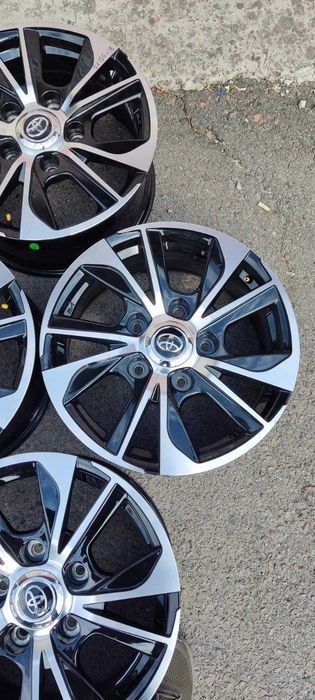 Диски R 18. 5 150. Toyota. Lexus.