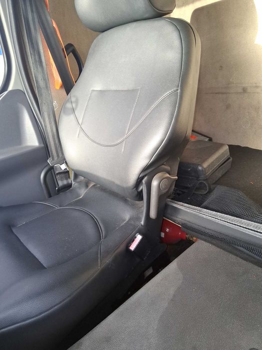 Camiao Renault Midlium 210