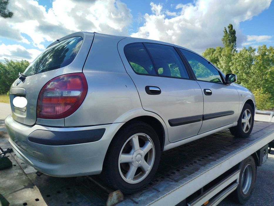 Para peças Nissan Almera 1.5I ano 2001