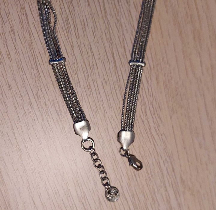 Colar gargantilha / Choker