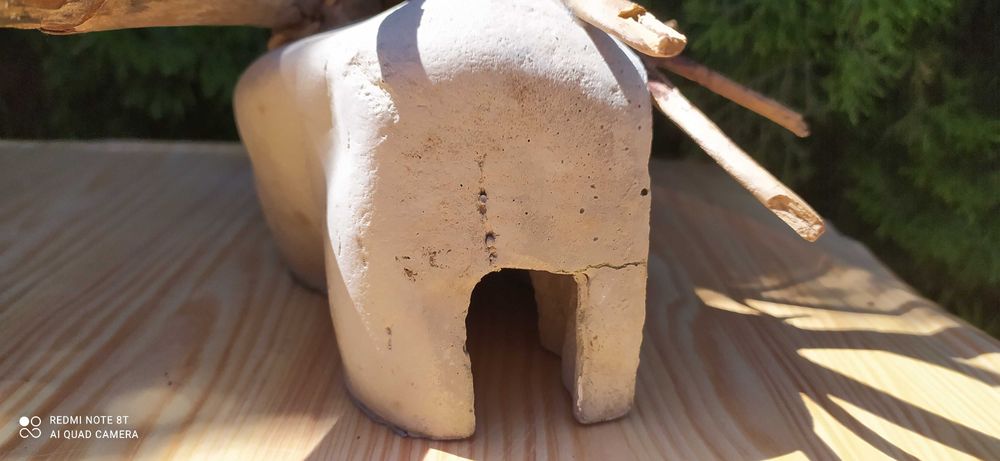 Grota z korzeniem do akwarium