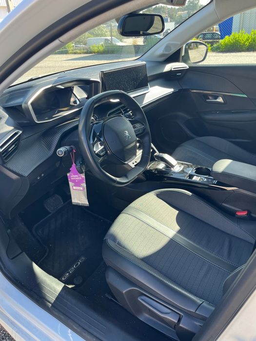 Peugeot e-208 allure 2020