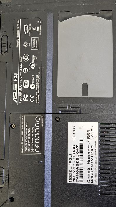 Asus F3Jr ноутбук

Рабочий, матрица целая, был надбит угол, залили смо