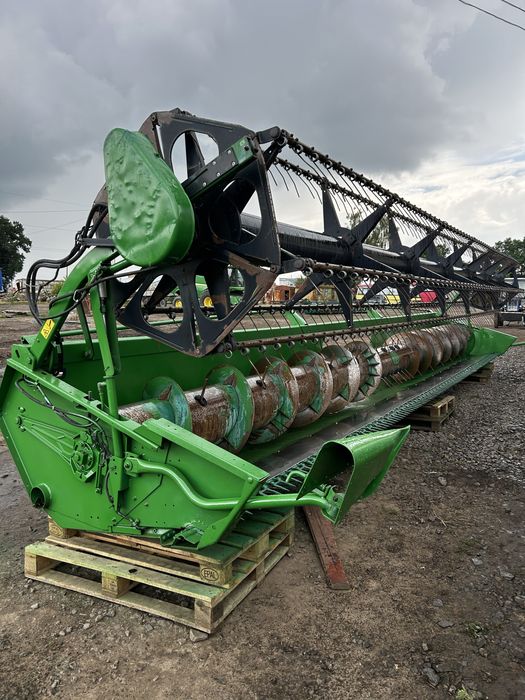 Жатка  зернова John Deere 630R