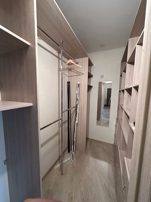 Продається світла та простора 2-кімнатна квартира вул. Мулика