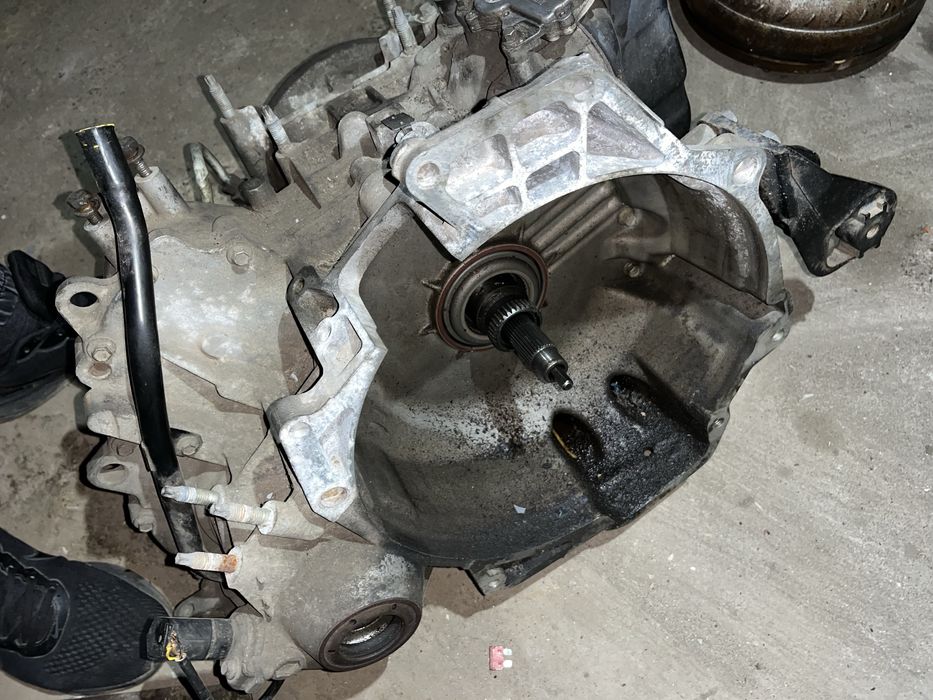 Продам АКПП Форд мондео 1. 1.8- 2 литра торг