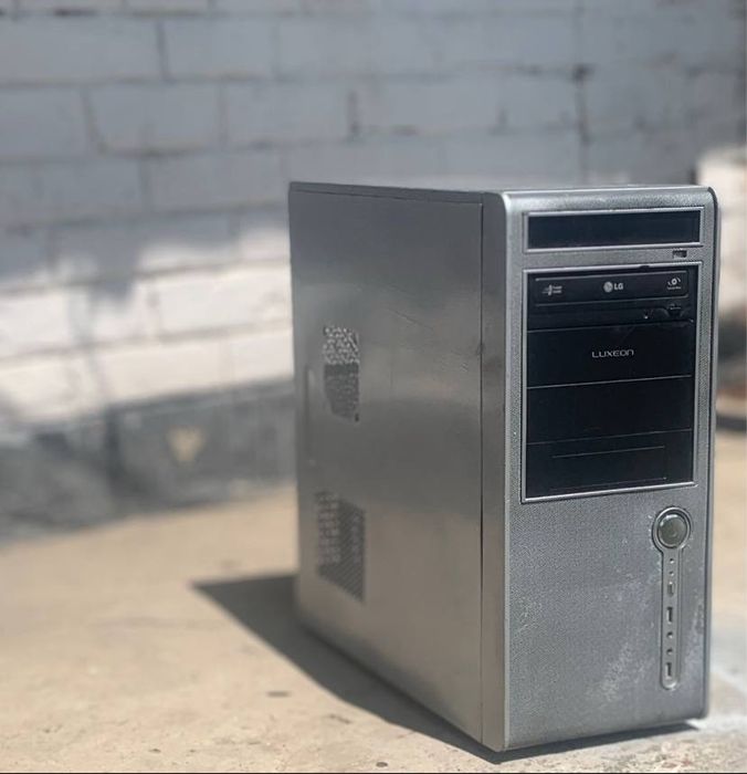 Продам Компьютер срочно