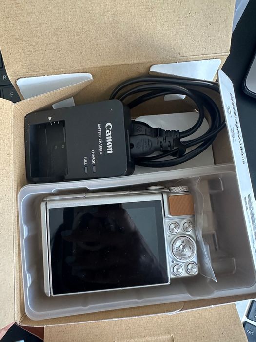 Canon Powershot SX740