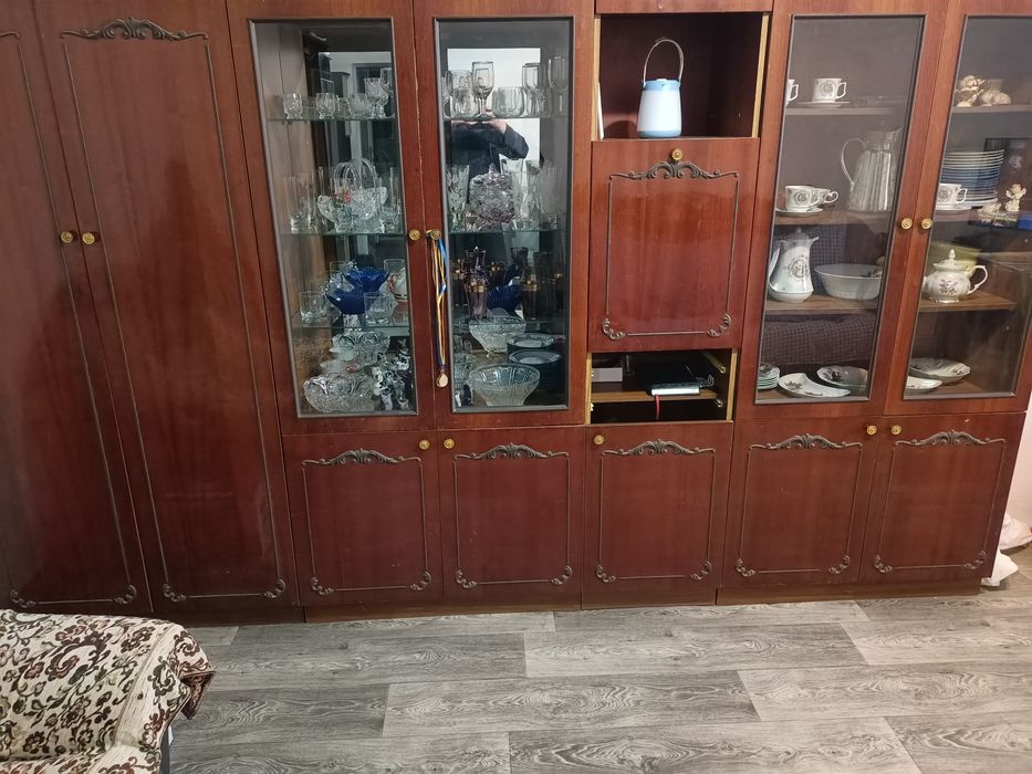 Стенка в гостиную/зал